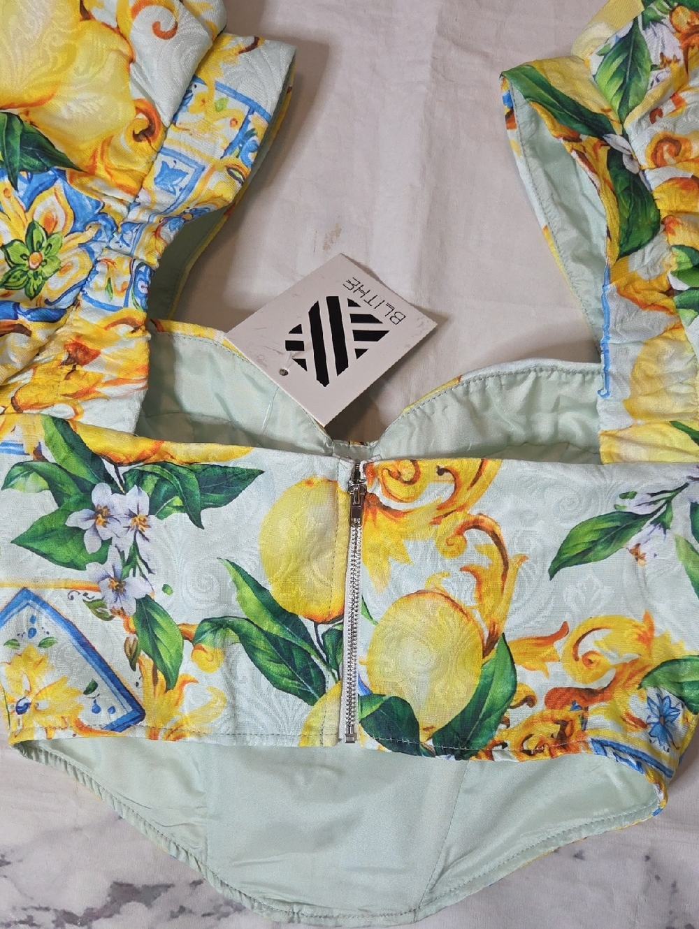 Blithe Yellow Print Puff Sleeve Cropped Blouse - Picture 6 of 7